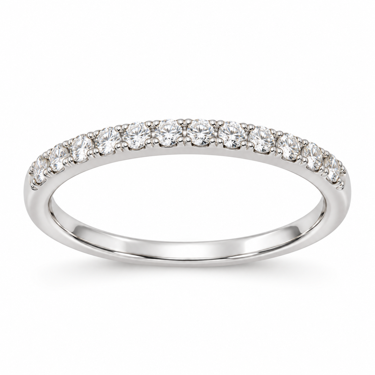 Anillo de oro blanco de 18K con diamantes de 0,28 ct