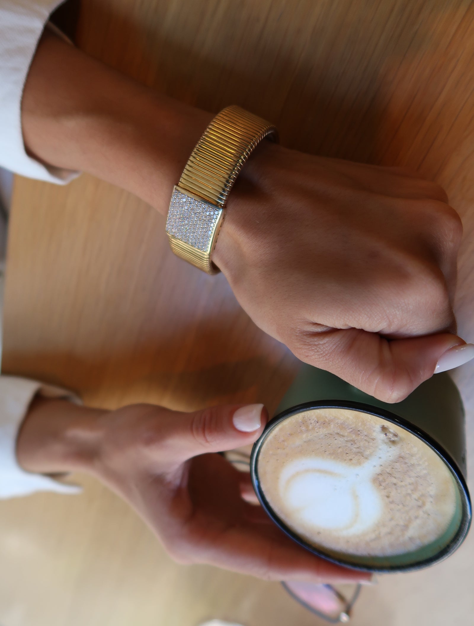 PULSERA  LISA