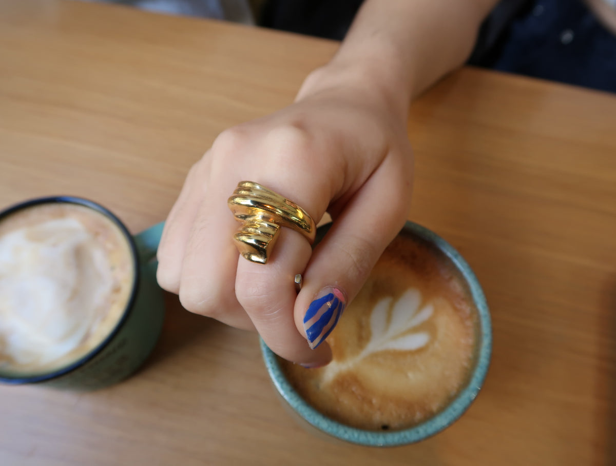 ANILLO CORA